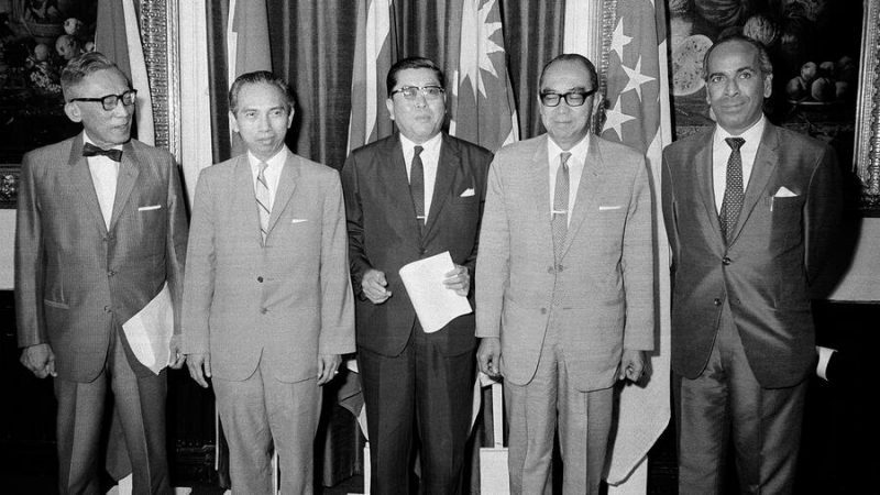 tokoh-tokoh pendiri ASEAN